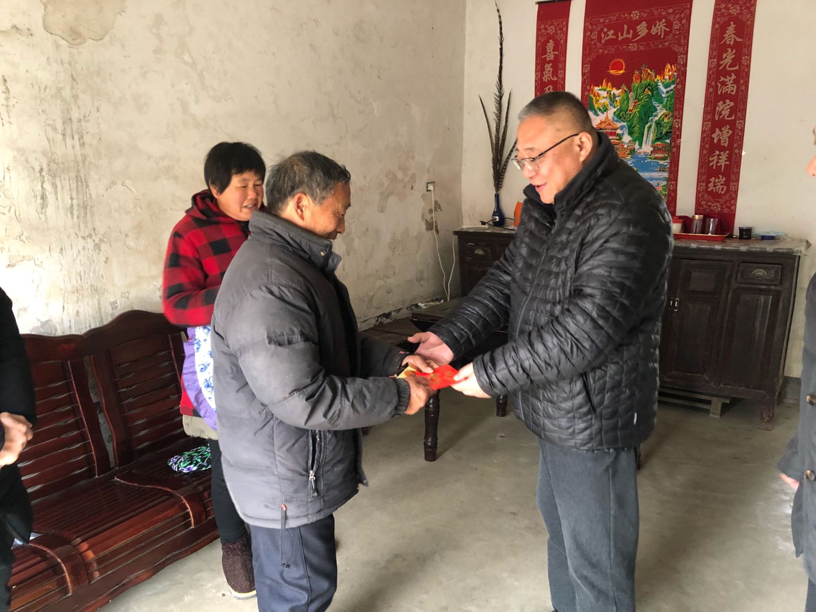 中机一院党委副书记、总经理江鲁赴六安石婆店村走访慰问赴六安石婆店村走访慰问2 和记娱乐·H88(中国游)怡情博娱官网